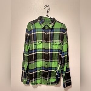 American Eagle Outfitters Athletic Fit Plaid Flannel
